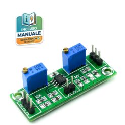 Circuito stampato verde amplificatore di segnale debole LM358 con chip centrale, pin di collegamento e due potenziometri blu di regolazione.