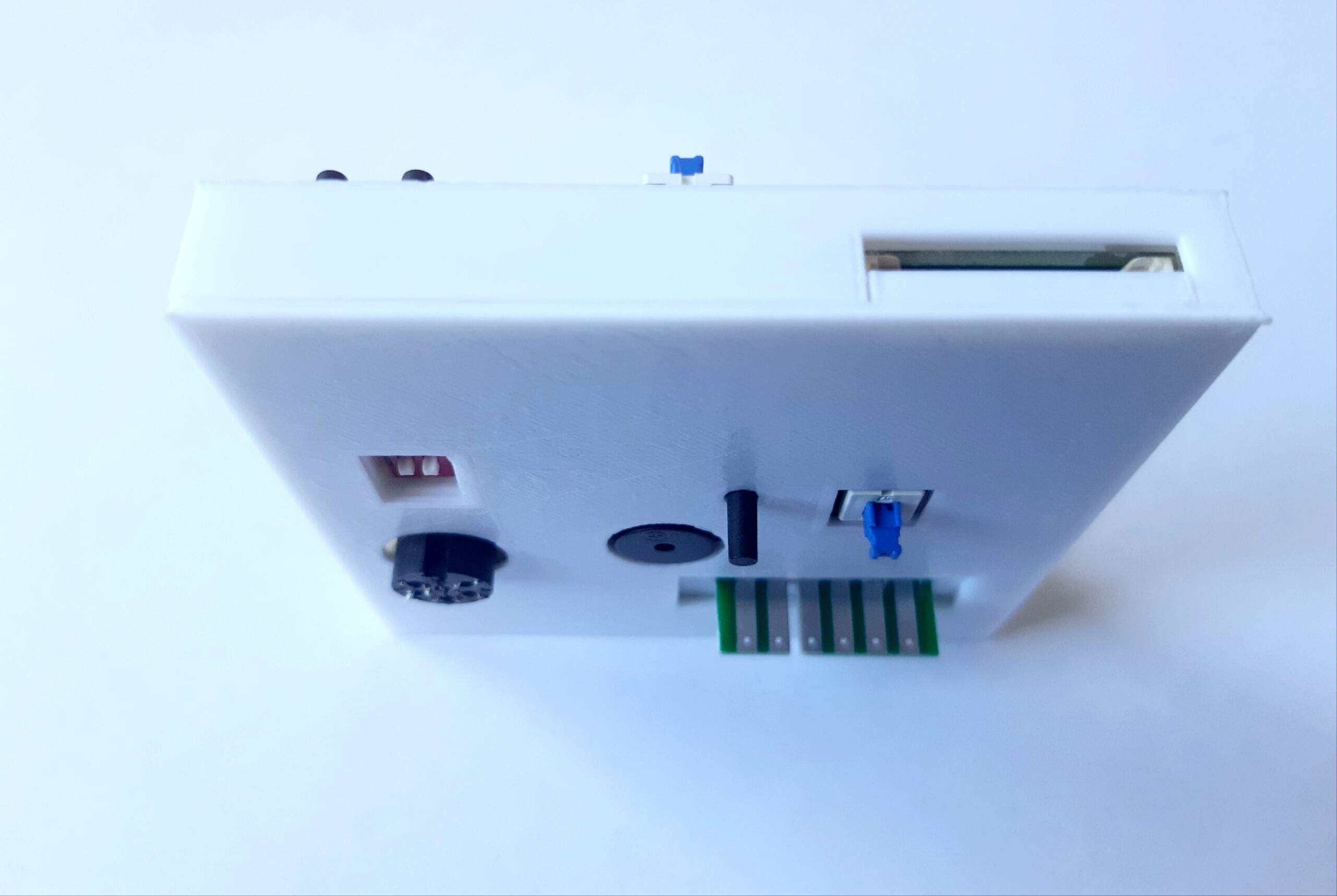 EMULATORE FLOPPY E TAPE SD COMMODORE 64 128 vic 20 16 plus4 SD2IEC TAPUINO (2)